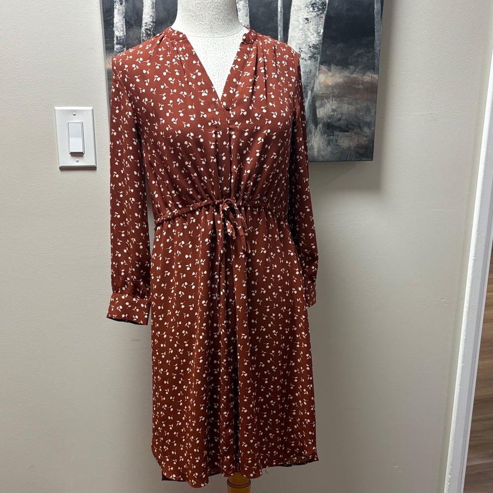 Chic Long Sleeve Floral Dress in Rust